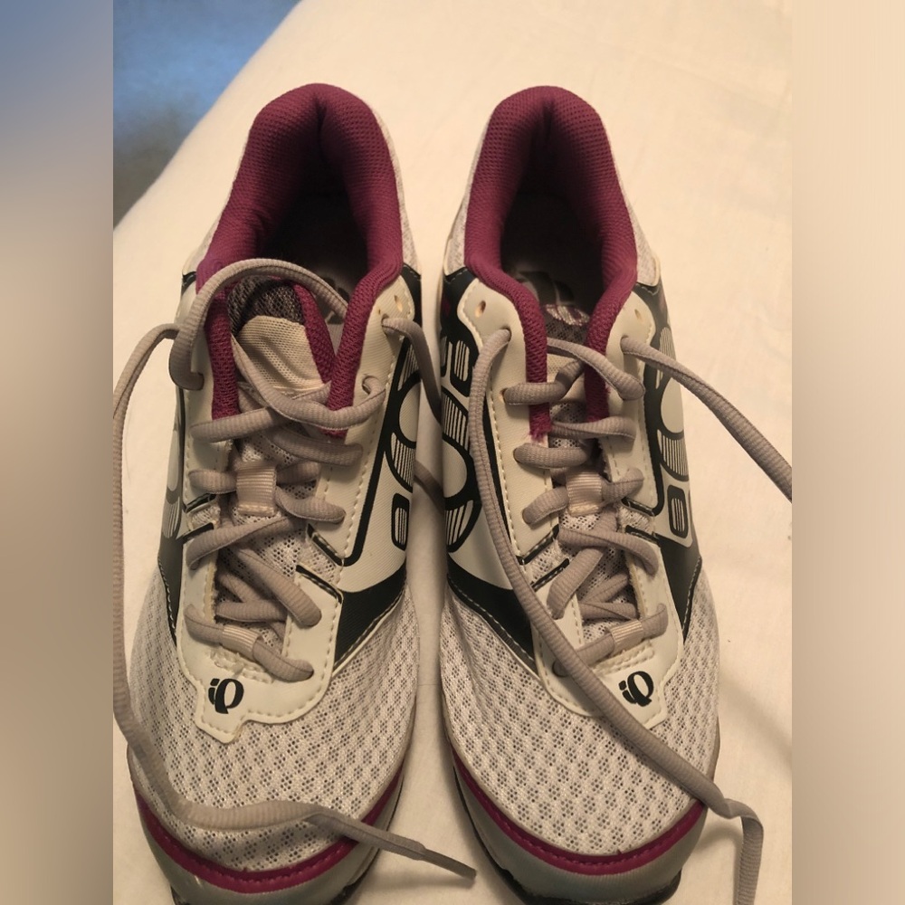Pearl Izumi Women’s Spinning Shoes